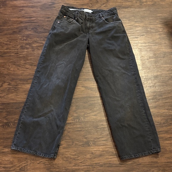 Motel Rocks Denim - Motel Women’s Black Relaxed Straight-Leg Jeans